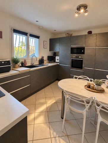 33450 IZON Maison Izon 5 pièce(s) 95 m2