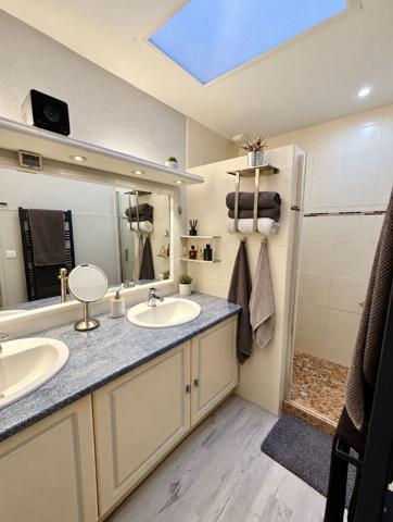 33450 IZON Maison Izon 5 pièce(s) 95 m2