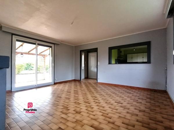TRUN (61160) maison   5 pièces,  103  m2 environ,  4 chambres, 1 bureau  PRIX  146 000 honoraires 4,29% inclus à la charge de l'acquéreur, soit 140 000 hors honoraires
