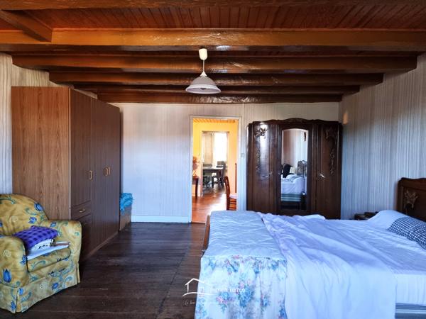 MAISON CENTRE BOURG140 M² TERRAIN Sanxay (86600)