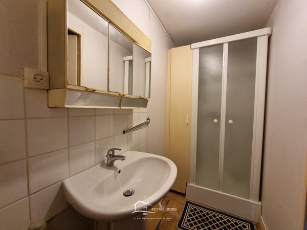 MAISON CENTRE BOURG140 M² TERRAIN Sanxay (86600)