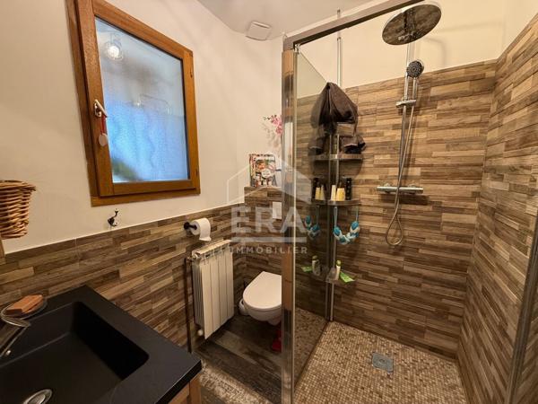 A VENDRE SAINT MAXIMIN LA SAINTE BAUME  MAISON  T5  DE 130 M² SUR 1540 M² DE JARDIN GARAGE PISCINE