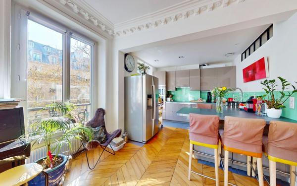 Appartement à vendre    5 pièces • 103 m2 Paris 1