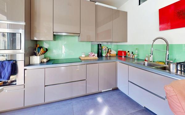 Appartement à vendre    5 pièces • 103 m2 Paris 1