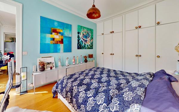 Appartement à vendre    5 pièces • 103 m2 Paris 1