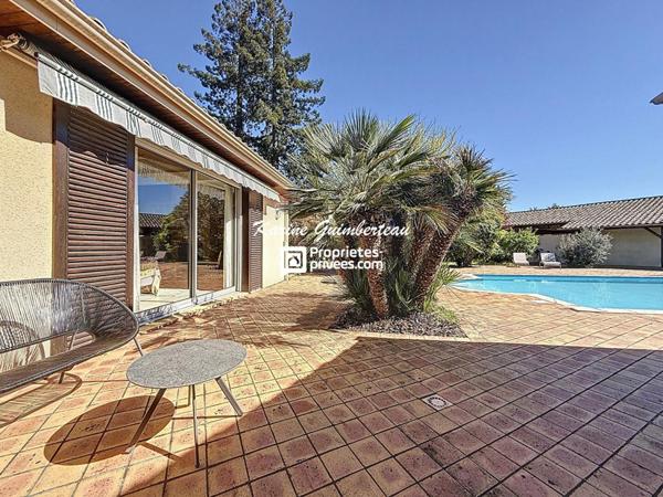 Villa Libourne + piscine + gîte + grand jardin
