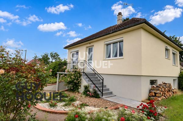 Menneval Maison traditionnelle avec commerces à pied