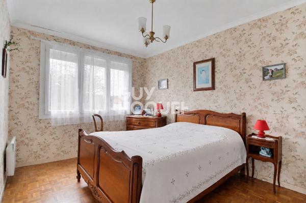 Menneval Maison traditionnelle avec commerces à pied