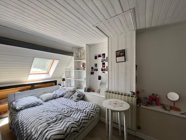 MAISON CENTRE DE CARQUEFOU 3 CHAMBRES ET 1 BUREAU