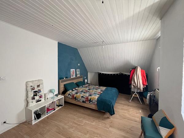 MAISON CENTRE DE CARQUEFOU 3 CHAMBRES ET 1 BUREAU