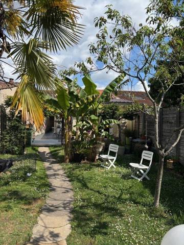 Echoppe à vendre à Le Bouscat en Gironde (33110), ref : 013/326   
LA Garenne Carnot