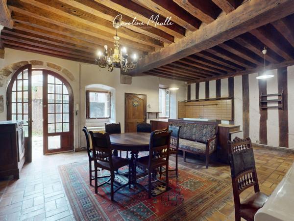 Maison 5 pièces - 265 m²