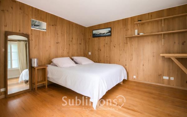 Maison 6 pièces 215 m²