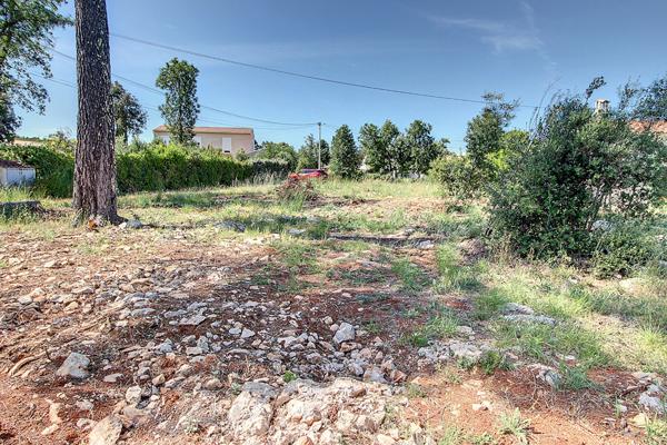 A VENDRE EN EXCLUSIVITE Terrain constructible 1444m2 , Viabilisé, tout à l'égout, gaz de ville