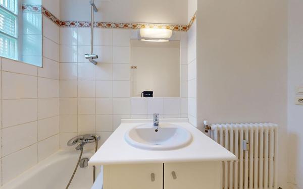 Appartement à vendre    3 pièces • 78,94 m2 Lyon 1