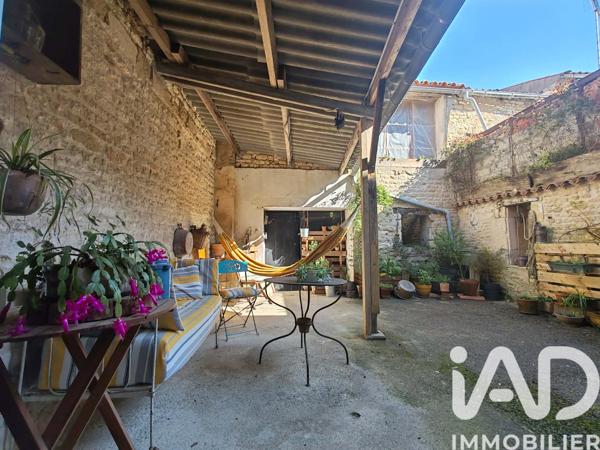 Maison à vendre 5 pièces 121 m² Surgères