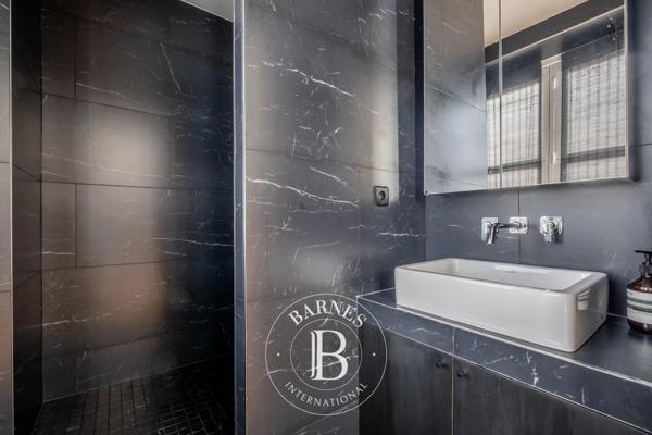 Paris 7ème, Appartement 2 Chambres -  111 m² à vendre