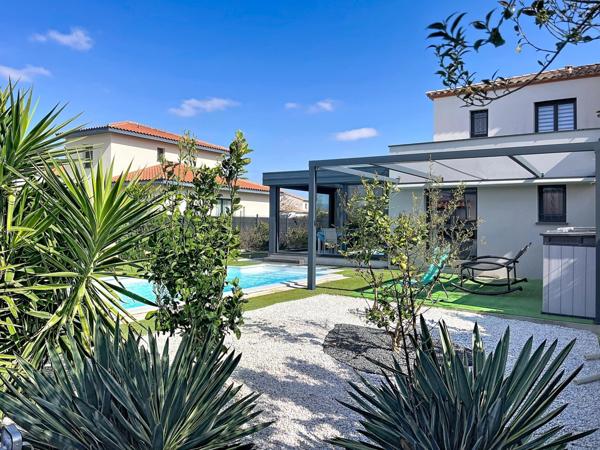 Villa récente (2021) – 125 m² – Piscine & prestations haut de gamme.