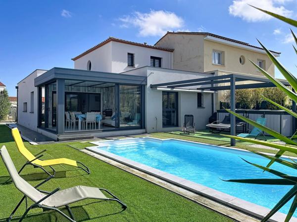 Villa récente (2021) – 125 m² – Piscine & prestations haut de gamme.