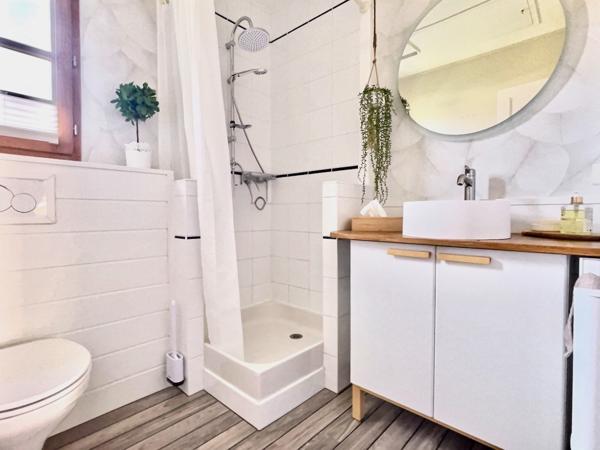 Divonne-les-Bains (01220) Maison familiale 4 chambres - Calme, nature et confort moderne