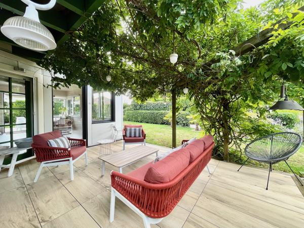 Divonne-les-Bains (01220) Maison familiale 4 chambres - Calme, nature et confort moderne