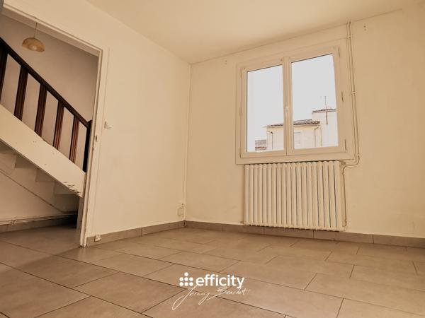 Maison
         6 pièces
        - 93 m² 151 950 € *