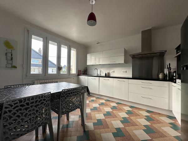 Maison à vendre à Vannes d'environ 124m² - 4 chambres - Secteur La Madeleine