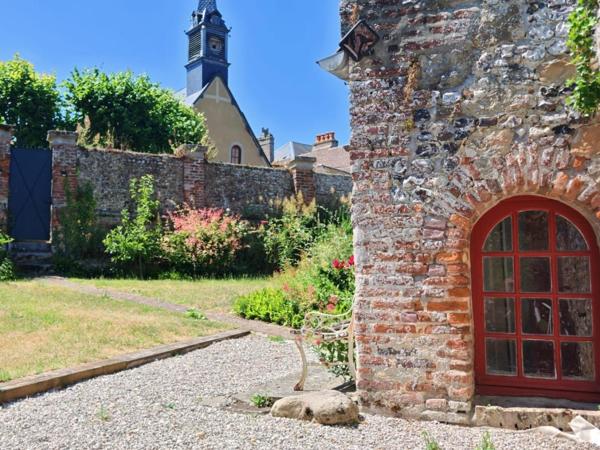 L'élégance d'un hôtel particulier chargé de trois siècles d'histoire
