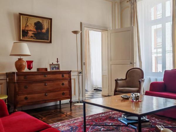 L'élégance d'un hôtel particulier chargé de trois siècles d'histoire