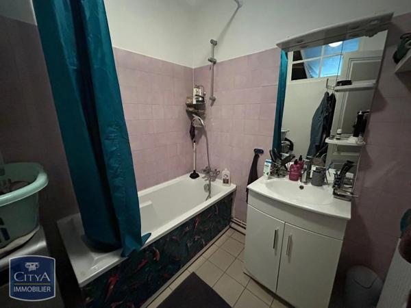 Appartement à louer 2 pièces 60.4m²