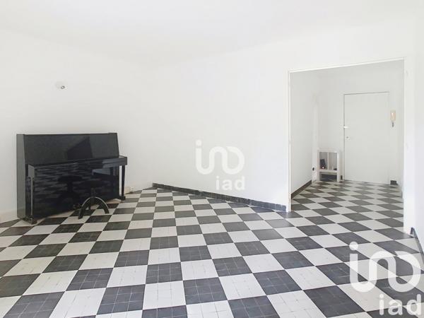 Apartment for sale 5 rooms 91 m² Garches