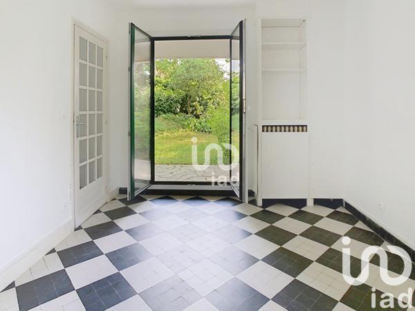 Apartment for sale 5 rooms 91 m² Garches