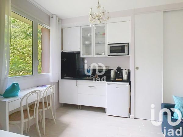 Apartment for sale 5 rooms 91 m² Garches