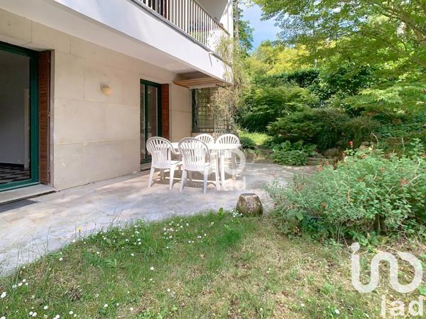 Apartment for sale 5 rooms 91 m² Garches