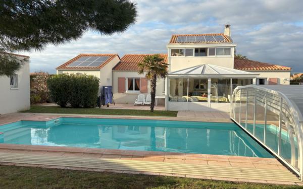 Maison à vendre    5 pièces •  Château-d'Olonne