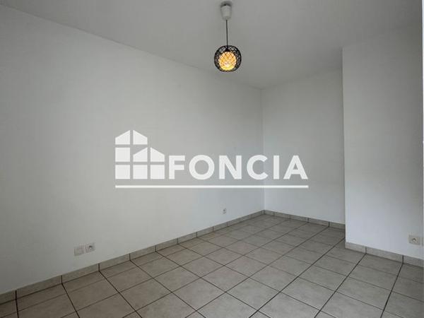 Location Studio 35.3 m² - 3 RUE DE LEITRIM Cesson Sevigne 35510