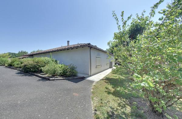 Ferme Lamothe Capdeville 6 pièce(s) 260 m2 + t3 indépendant