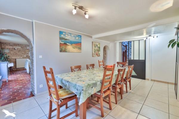 Maison à vendre |  Saint-Simon |  9 pièces | 205 m²