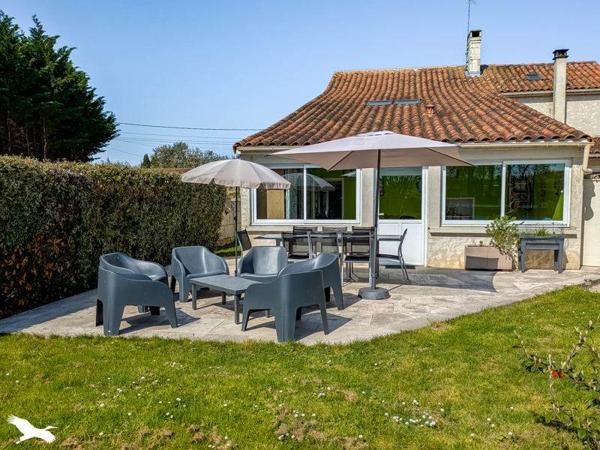 Maison à vendre |  Saint-Simon |  9 pièces | 205 m²