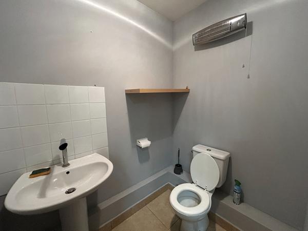 Entrepôt / local industriel Marguerittes 100 m2