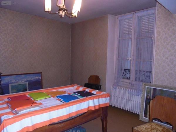 Maison de ville à vendre à Beaugency dans le Loiret (45190), ref : 091/1495   
Centre ville