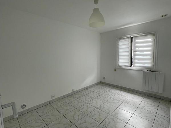 Appartement à louer    1 pièce •  Bègles