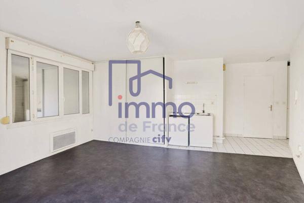 Appartement 1 pièce                                        - 69007 LYON Réf : 21732
