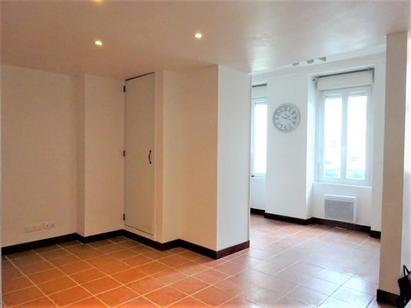 Appartement à  louer T2 RDC Mont De Marsan Quartier préfecture 1 chambre cellier