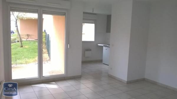Appartement à louer 2 pièces 46.57m² Fécamp (76400)