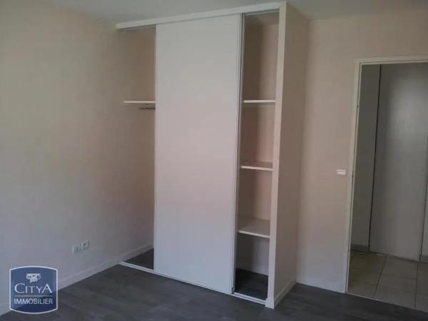 Appartement à louer 2 pièces 46.57m² Fécamp (76400)