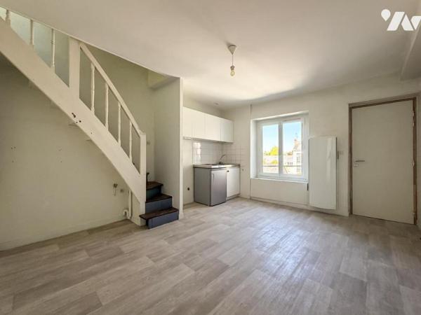 NANTES ST DONATIEN - APPARTEMENT T2BIS en duplex avec cagibis