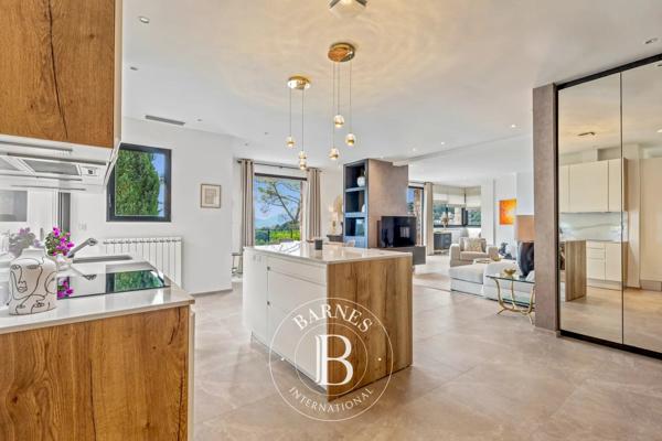 Mougins, Maison 3 Chambres -  190 m² à vendre