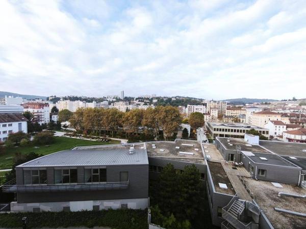 Appartement 5 pièces                                        - 42100 Saint-Étienne Réf : 11468