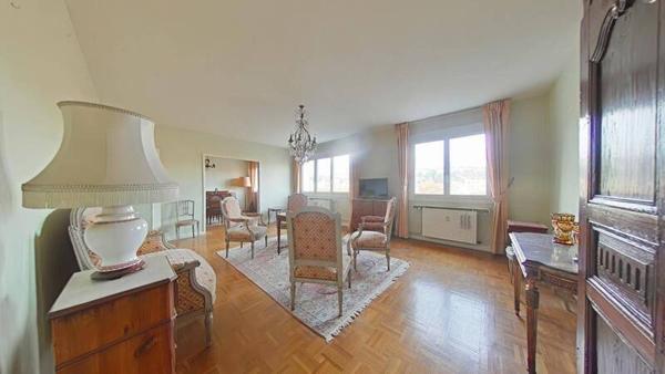 Appartement 5 pièces                                        - 42100 Saint-Étienne Réf : 11468